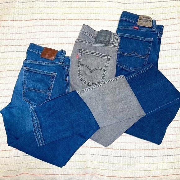 **Bundle: Assorted men’s denim jeans: see description** - Picture 1 of 11